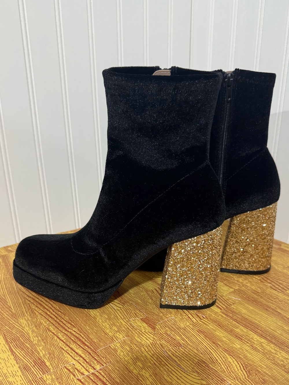 Betsey Johnson Boots